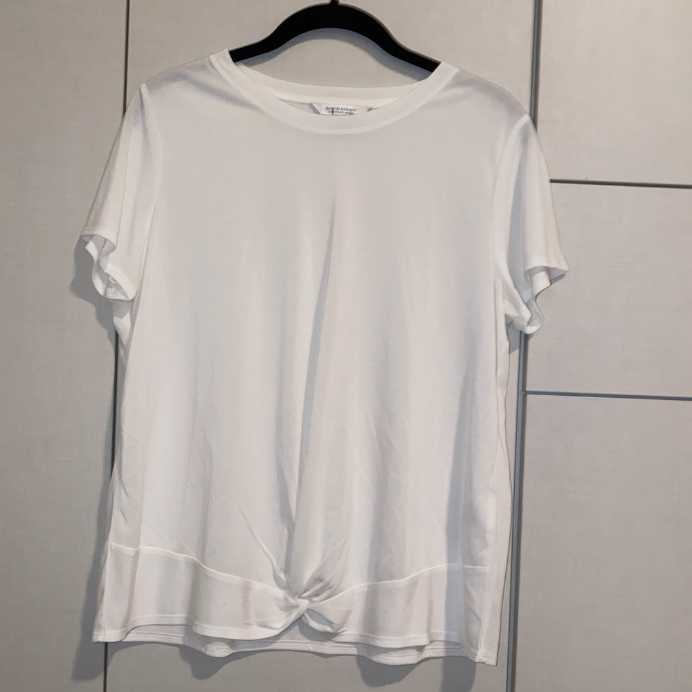 Banana republic tshirt
Sandwash Modal Knot-Hem
